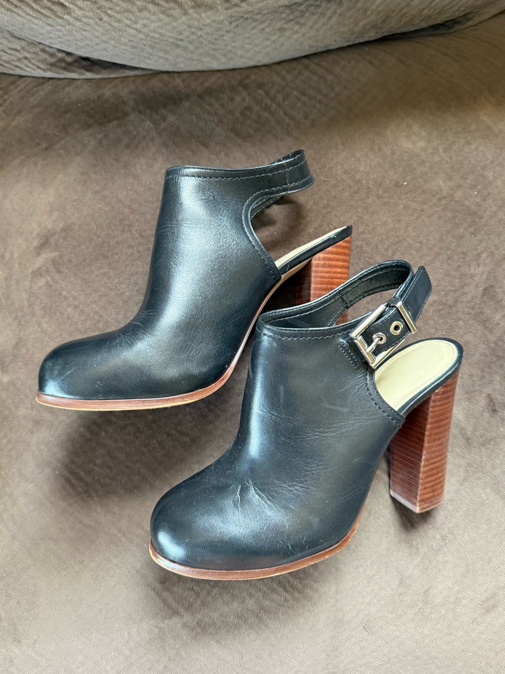 Vince Camuto Black Leather Slingback Block Heel Clog